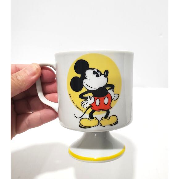 Vtg Walt Disney Mickey Mouse Pedestal 8 oz Ceramic Coffee Mug - Picture 8 of 9